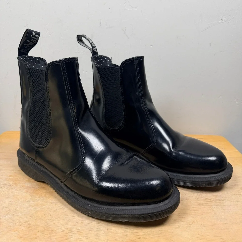 Dr Martens Flora Patent Leather Chelsea Boot Pull On Ankle Black Womens 7 Black